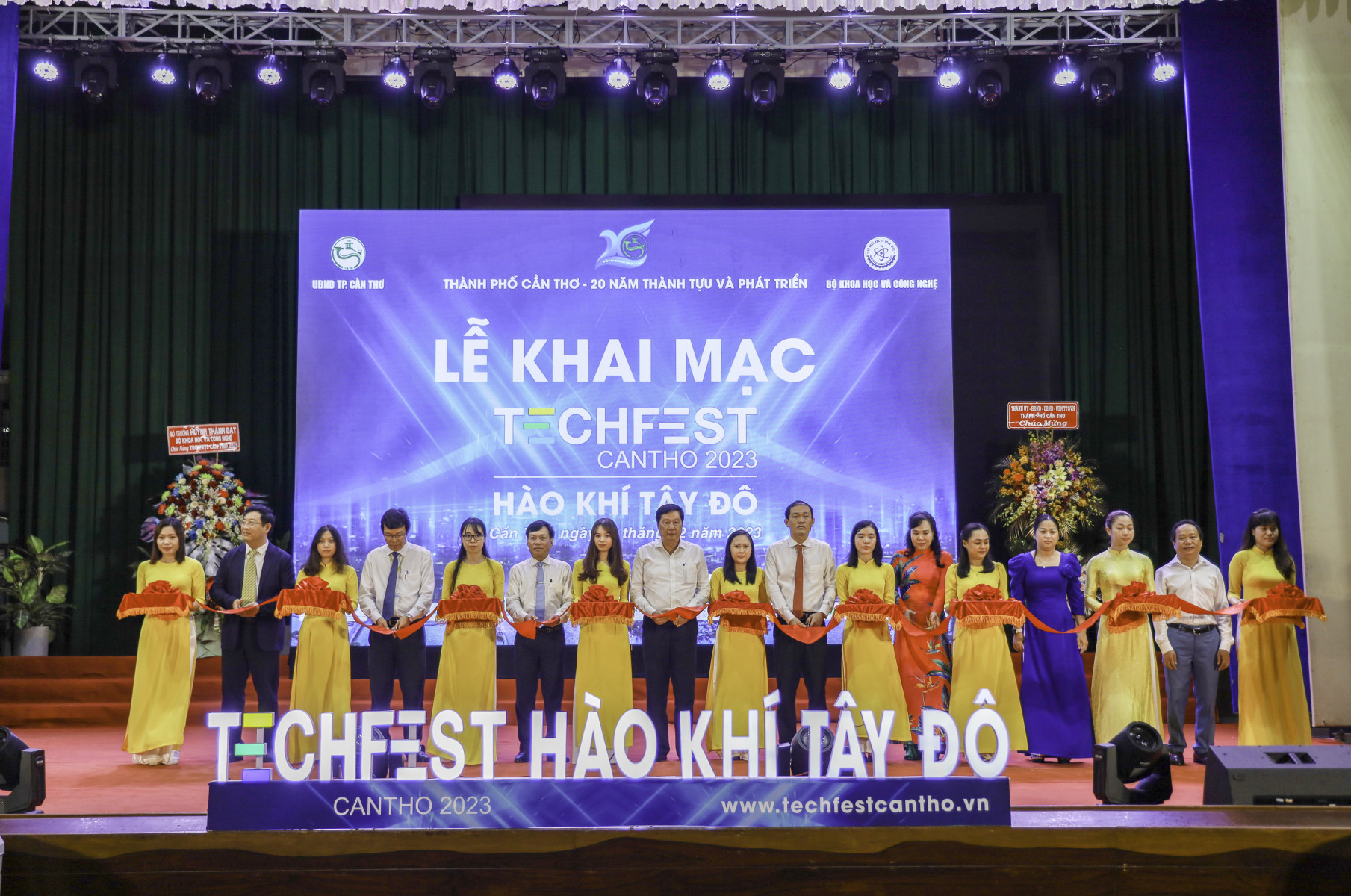 TECHFEST CANTHO 2023 với chủ đề “Hào khí Tây Đô” chính thức khai mạc 